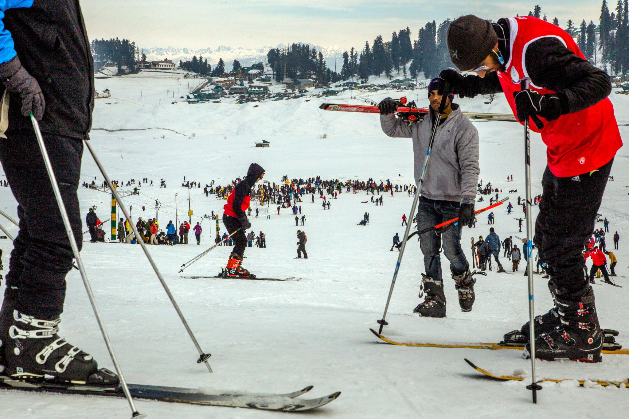 Kashmir Group Adventure Tour – 5 Days